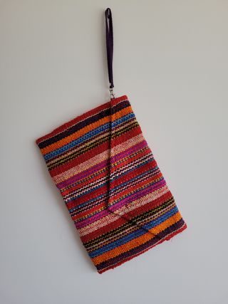 Cartera peruana hecha a mano