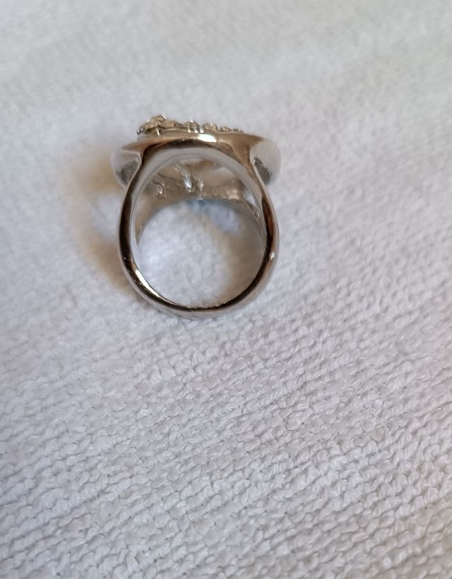 Anillo plateado