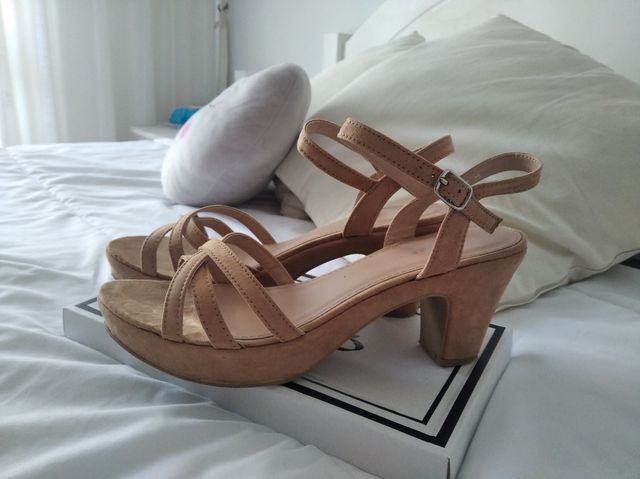 Sandalias Camel 39