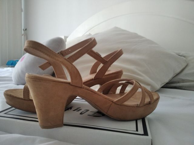 Sandalias Camel 39
