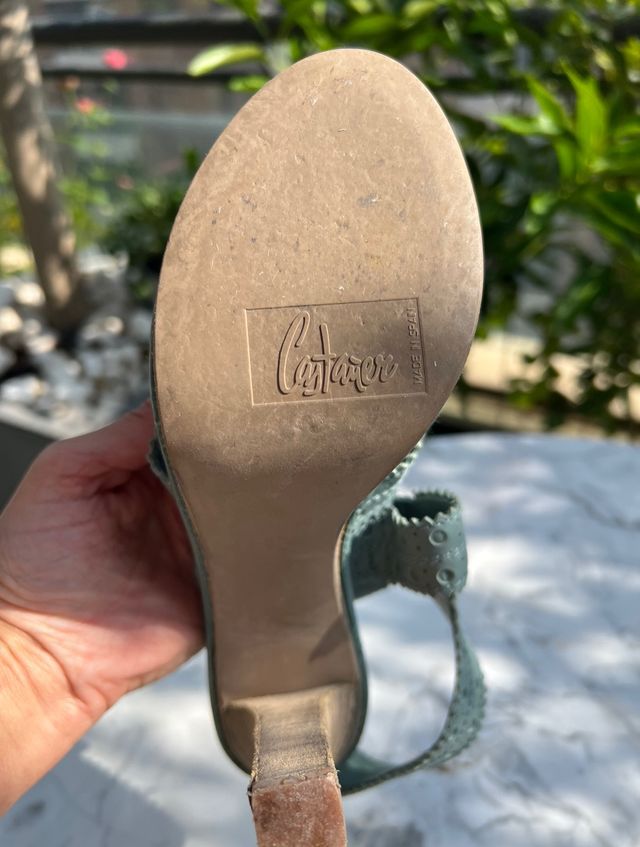 Sandalia de tacon Castañer