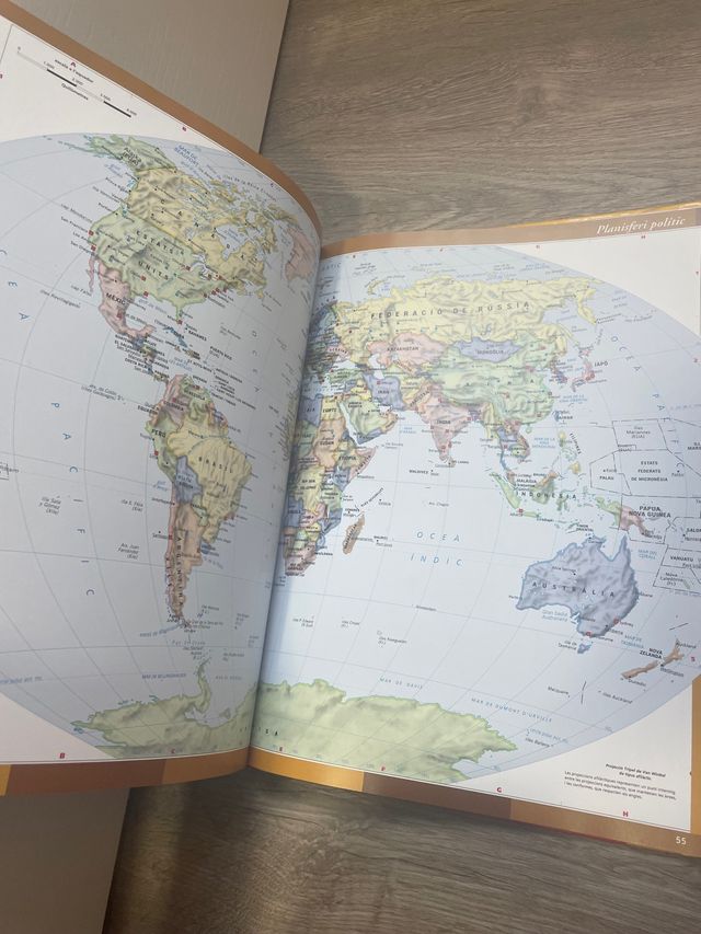 libro Atlas de Cataluña y el Mundo