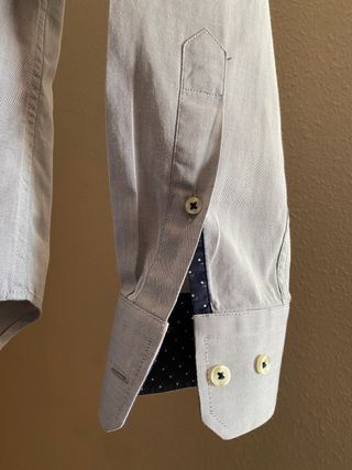 Camisa gris hombre Zara