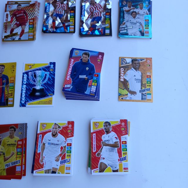 Cromos adrenalyn 2023