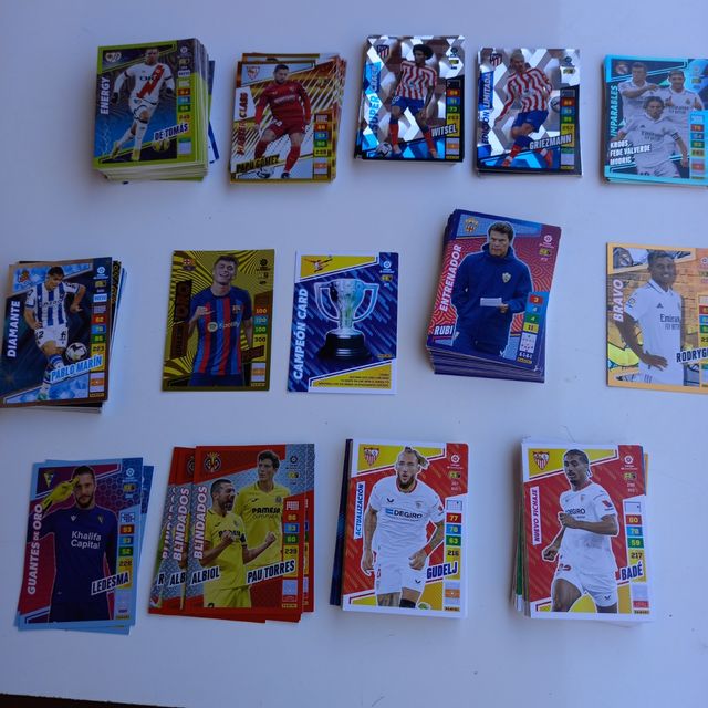 Cromos adrenalyn 2023