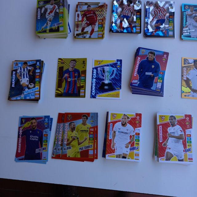 Cromos adrenalyn 2023