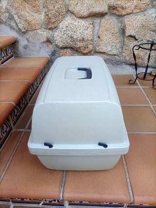 Se vende  transportín cuna y pañales