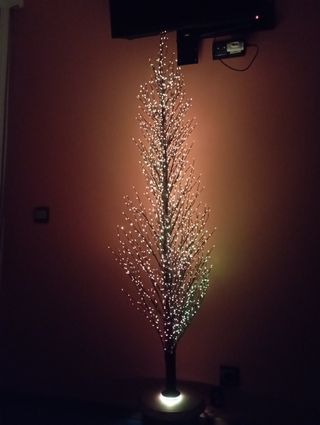 Árbol de navidad con luces LED