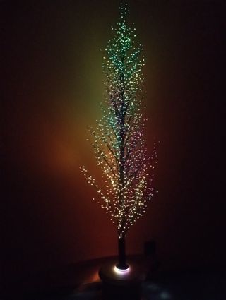 Árbol de navidad con luces LED