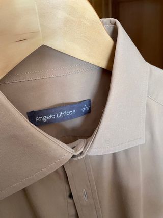 Camisa beige hombre C&A