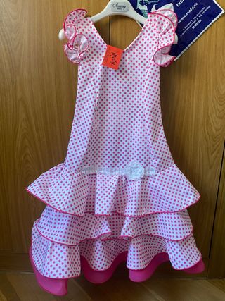 TRAJE FLAMENCA NIÑA DE MATY, MANTON Y PEINETAS