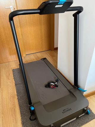 Cinta Caminar W500 Compacta Domyos 8 km/hr.