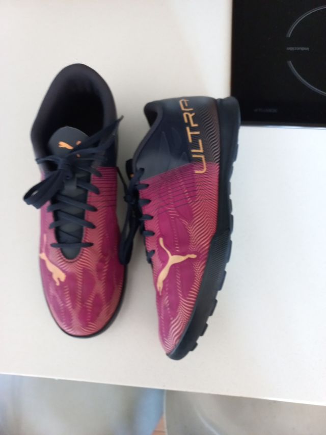 botas de fútbol puma ultra