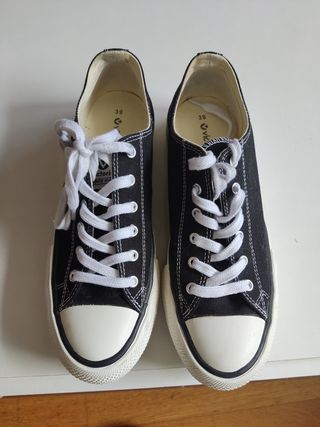 Zapatillas Victoria negras, talla 39