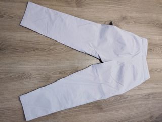 Pantalón color rosa-lila claro. Como nuevos.