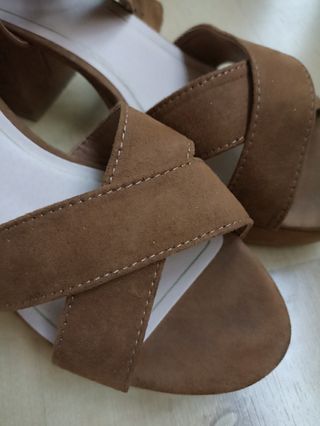 Sandalias marrones 41
