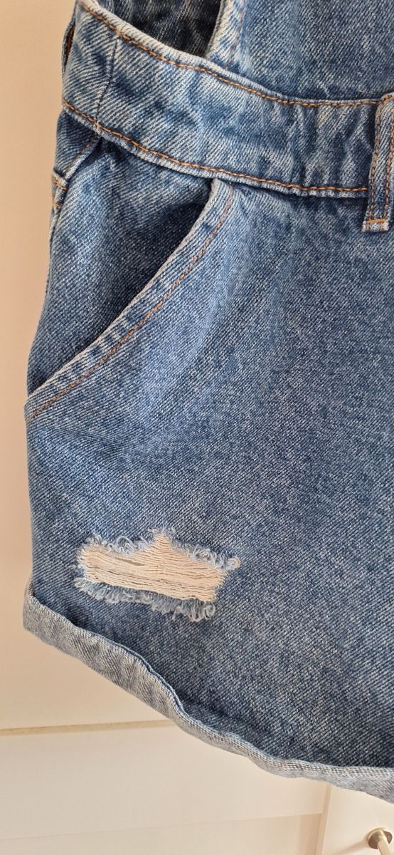 Pero Vaquero pantalón  corto 