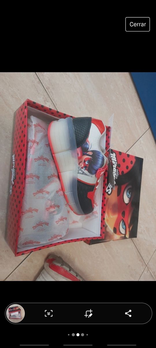 Zapatillas con ruedas y luces