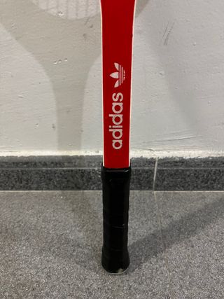 Raqueta Adidas vintage