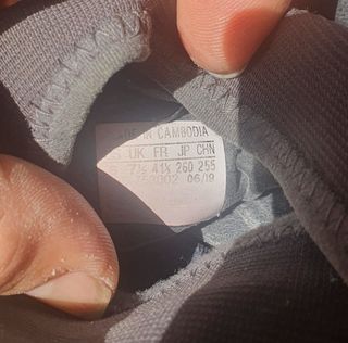 BOTAS DE FÚTBOL DE TACOS ADIDAS N° 41 y un 1/3