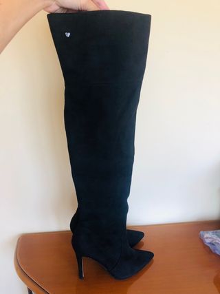 stivali sopra al ginocchio