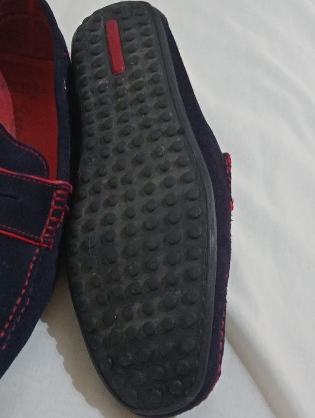 Scarpe da suola e da pastore taglia 43.