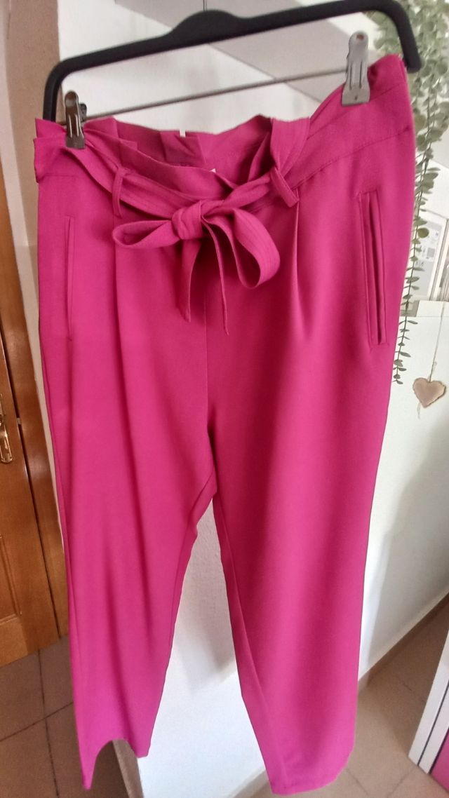 Pantalón fucsia