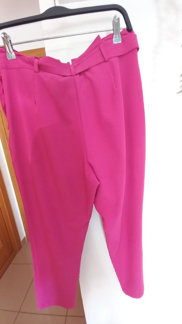 Pantalón fucsia