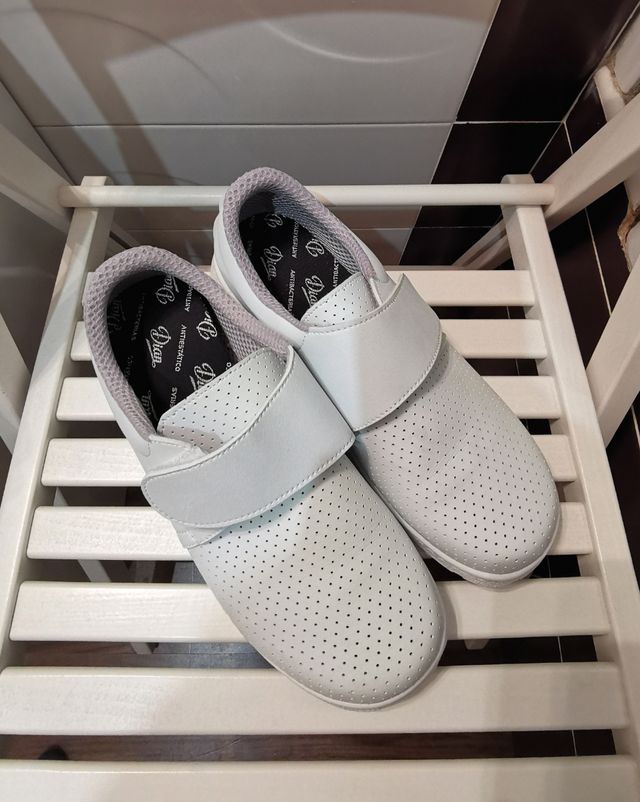 Zapatos de Trabajo Unisex, talla 42