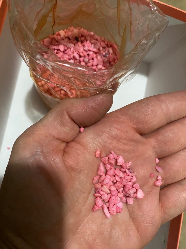 mix sassolini colorati e candele per decorazioni