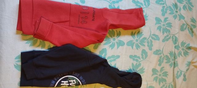 Dos chaquetas de niño