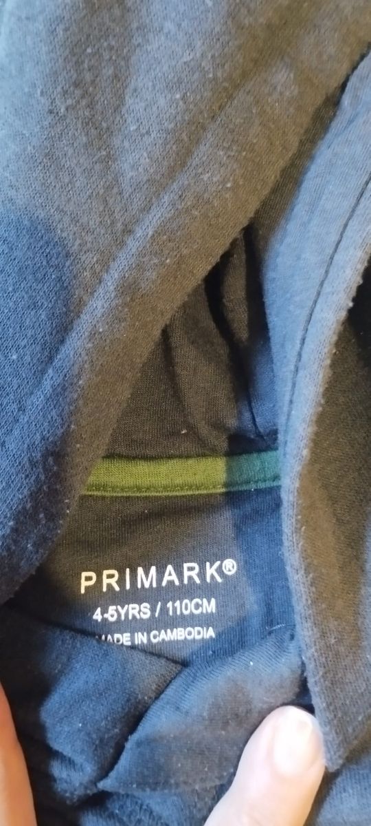 Dos chaquetas de niño