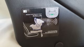 Axkid Modukid Infant y base Isofix