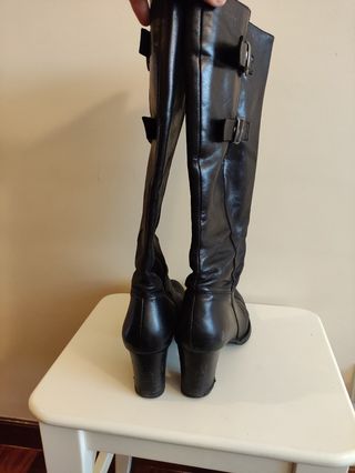Botas altas de tacón
