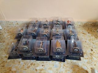 Figuras assassins creed: the official. Colección