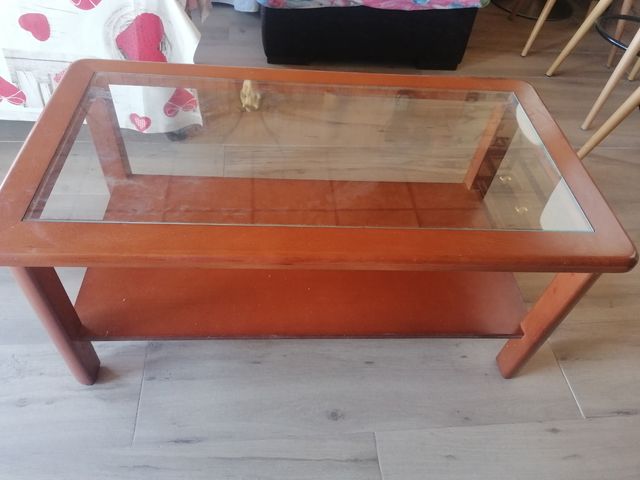 Mesa de centro maciza de cristal 