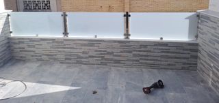 ALUMINIO Y CUBIERTAS EN PANEL SANWICH 