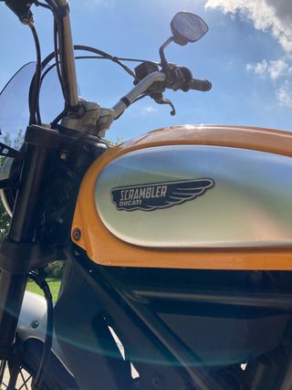 Moto Ducati en perfecto estado