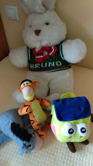 Peluches varios, todos 6€