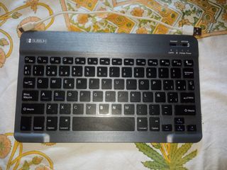 Teclado inalámbrico recargable