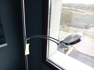 Lampara de pie nueva