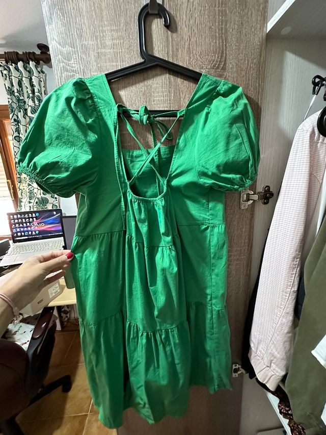 Vestido Zara Gris + Vestido Verde Gratis