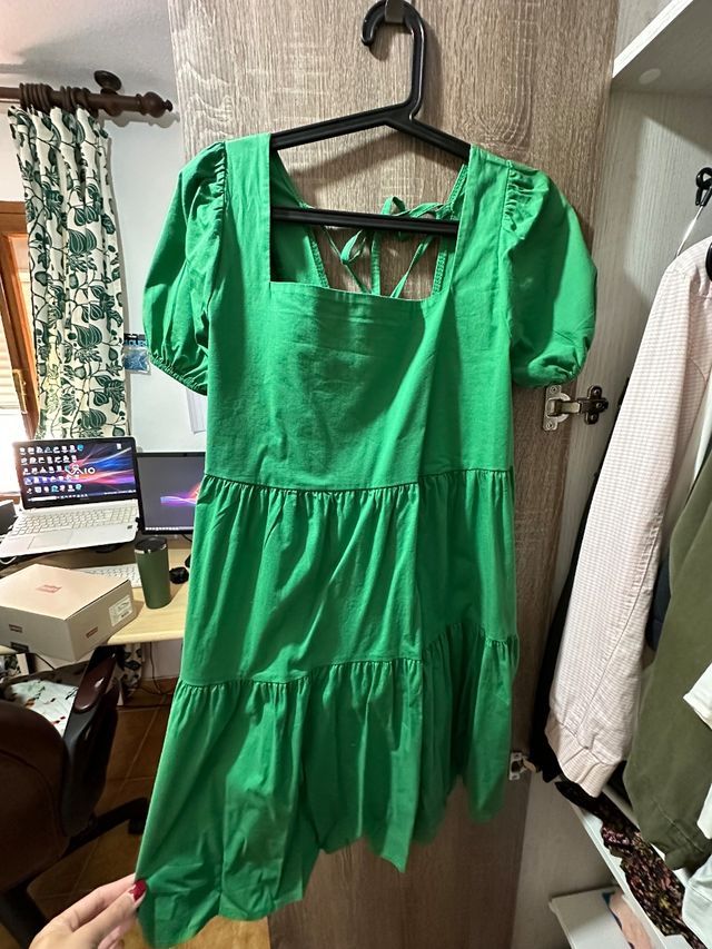 Vestido Zara Gris + Vestido Verde Gratis
