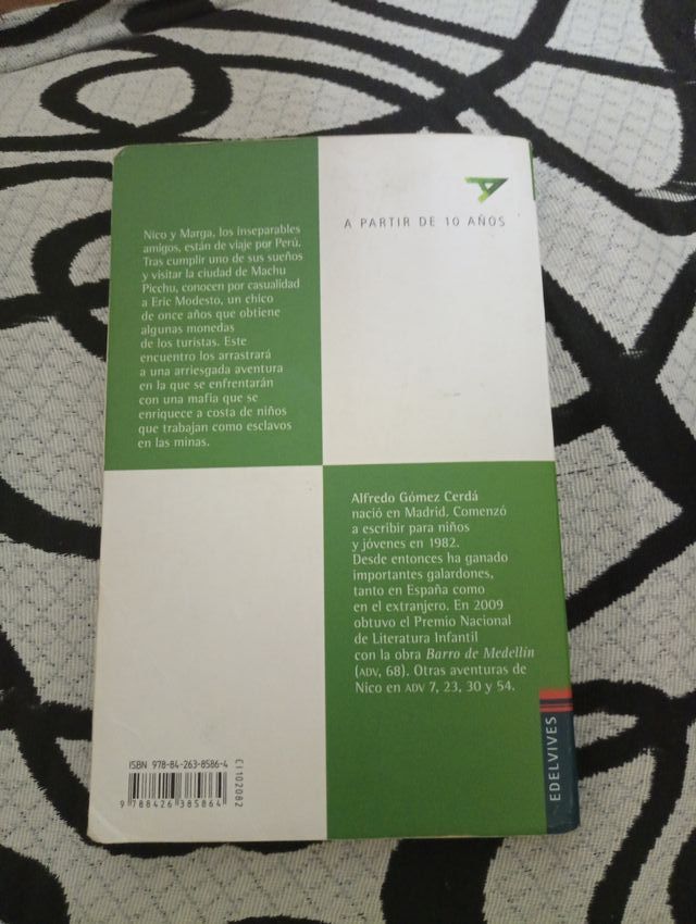 Las venas de la montaña negra Edelvives