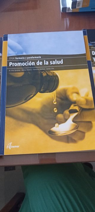 Libro Grado Medio Farmacia yParafarmacia