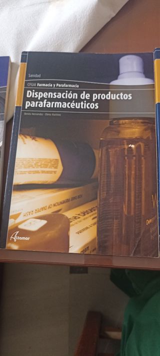 Libro Grado Medio Farmacia yParafarmacia
