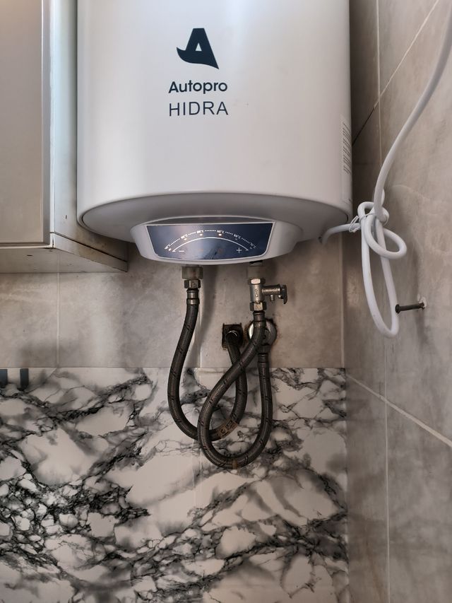 Montaje de termos Eléctricos y reparación