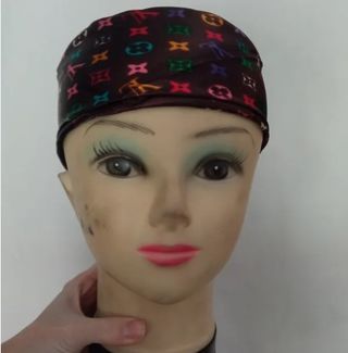 pañuelo cuadrado tamaño bandana nuevo sin usar