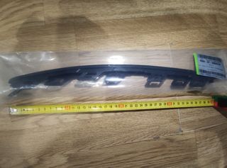 protector parachoques embellecedor Opel astra.