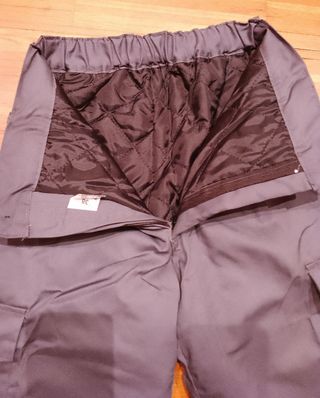 Dos Pantalónes acolchados de trabajo